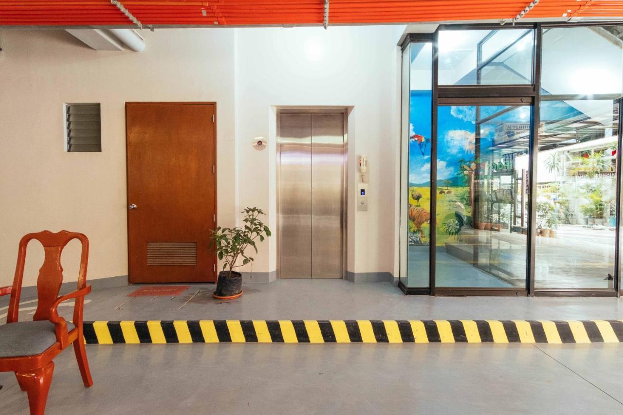 Reddoorz Plus @ It Park Себу Экстерьер фото