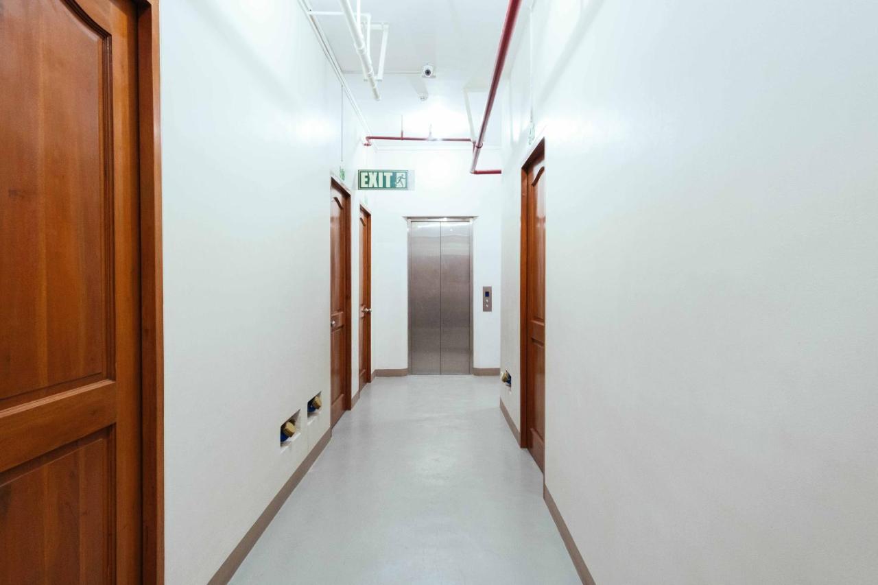 Reddoorz Plus @ It Park Себу Экстерьер фото
